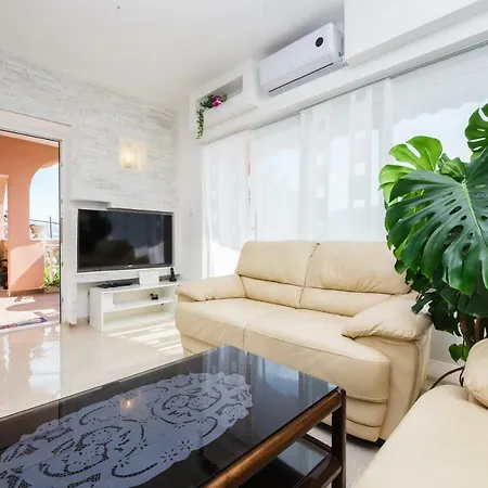 Deluxe New Agneza Near Splitairport *