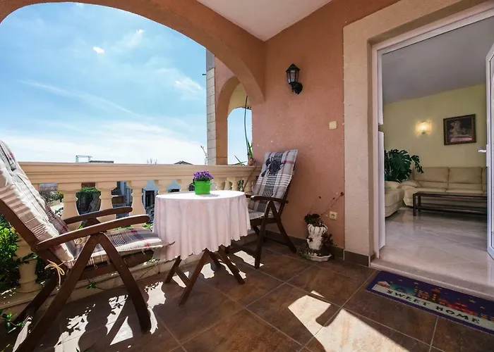 Deluxe New Agneza Near Splitairport Kaštela